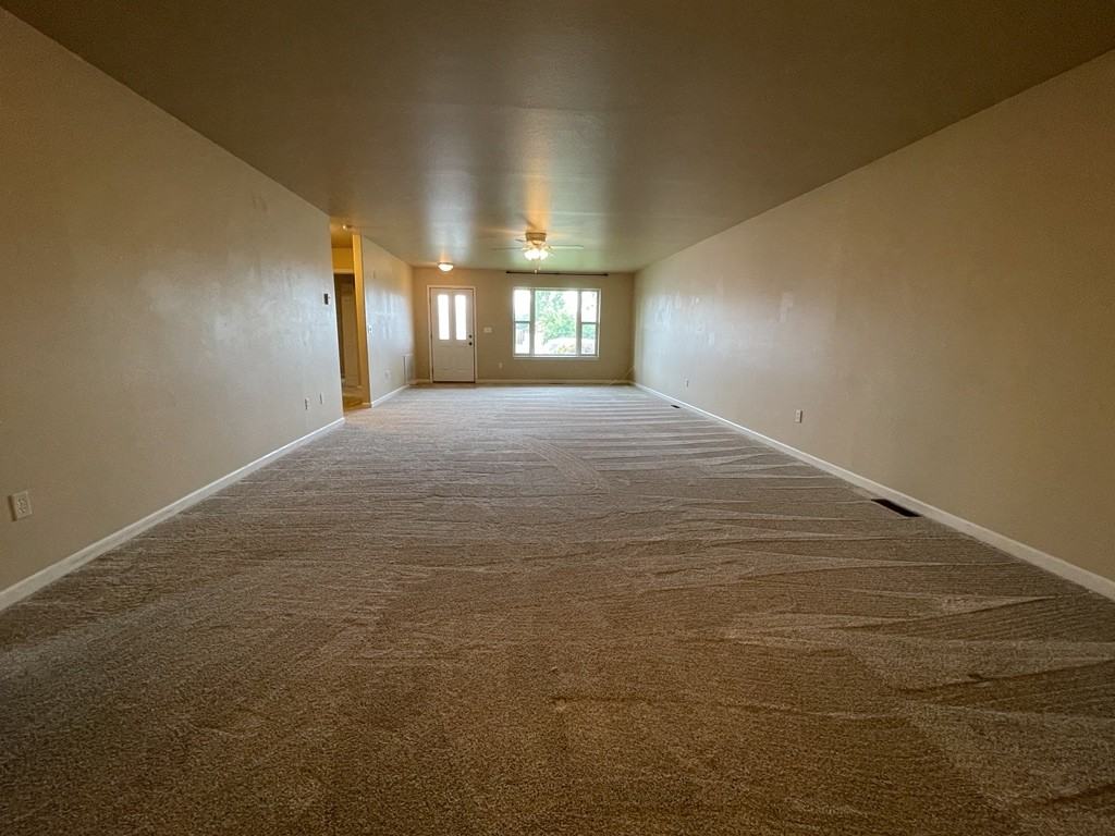 2956 Kent Ave - Photo 3 of 14