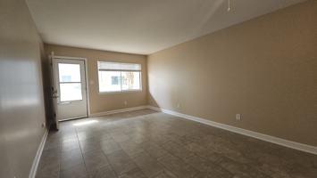 featured image of 726 Eglin Pkwy Ne #5A