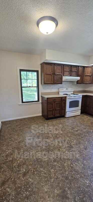 7506 W Jefferson Blvd - Photo 6 of 30