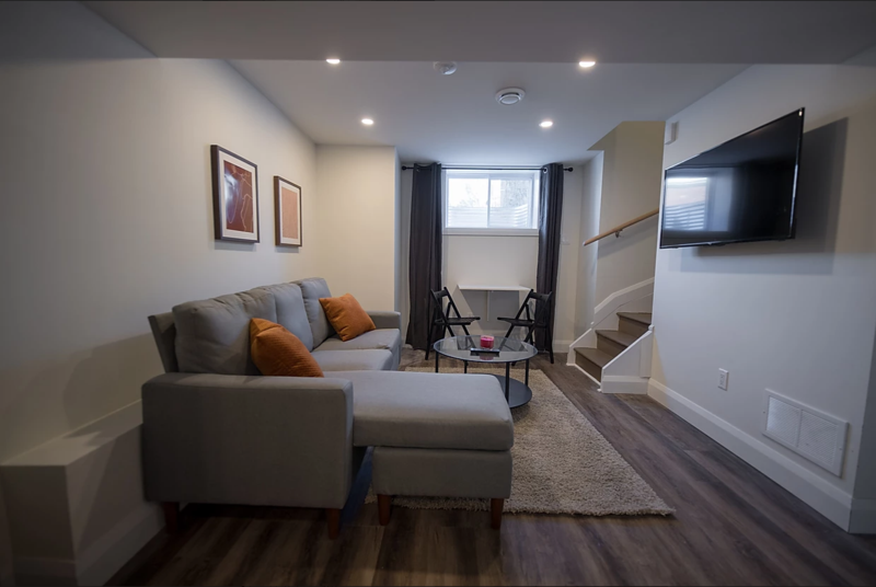 858 Bronson Ave #B - Photo 2 of 20