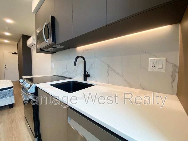 720 K.L.O. Rd Null - Photo 4 of 15