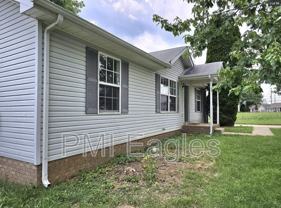 112 Waterford Dr - Photo 1 of 1