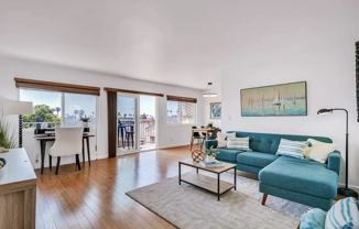 538 Avenue A #7A - Photo 1 of 1