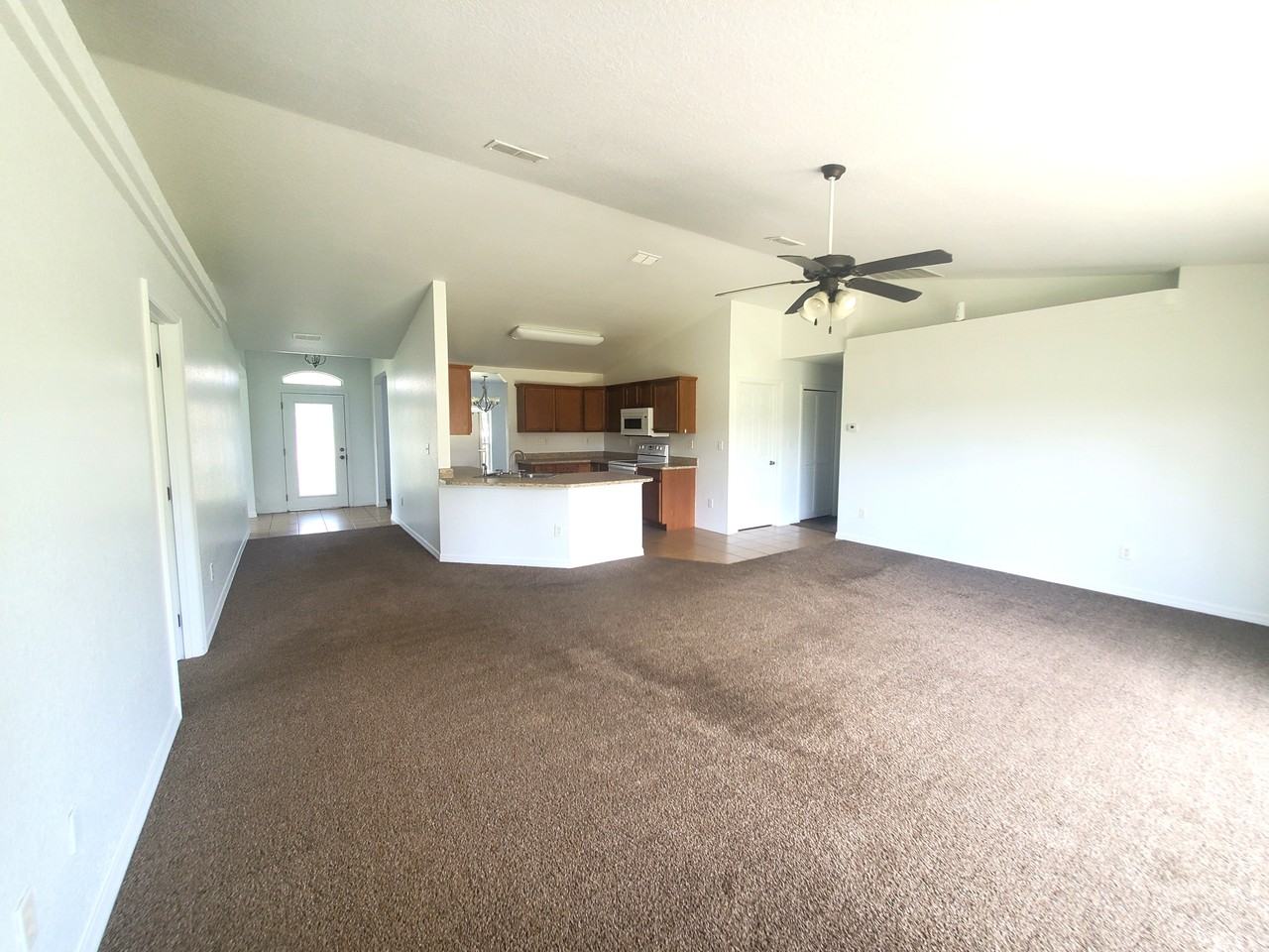 6605 Southwest 129th Loop - Photo 3 of 11