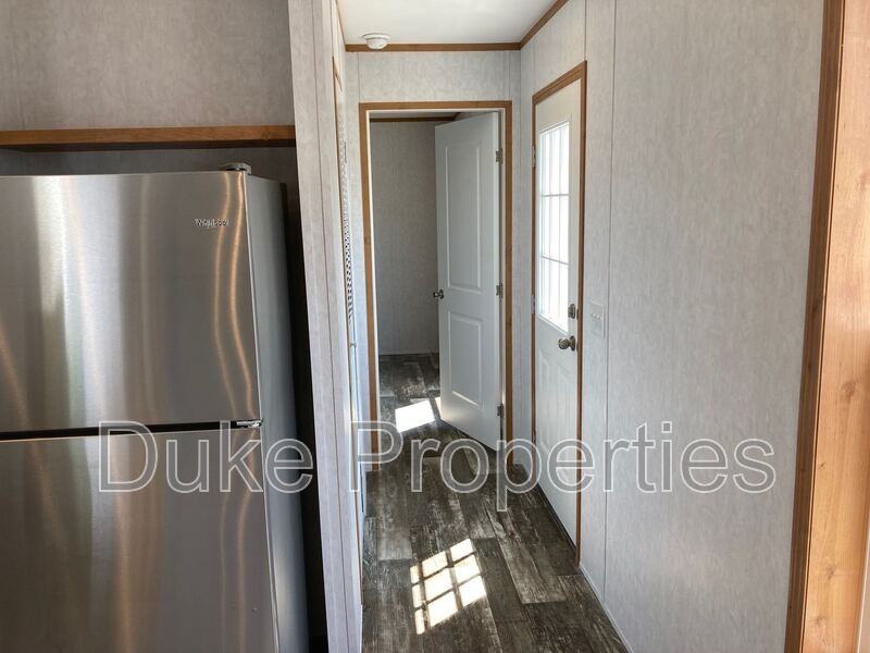 117 S Main St #8 - Photo 5 of 22