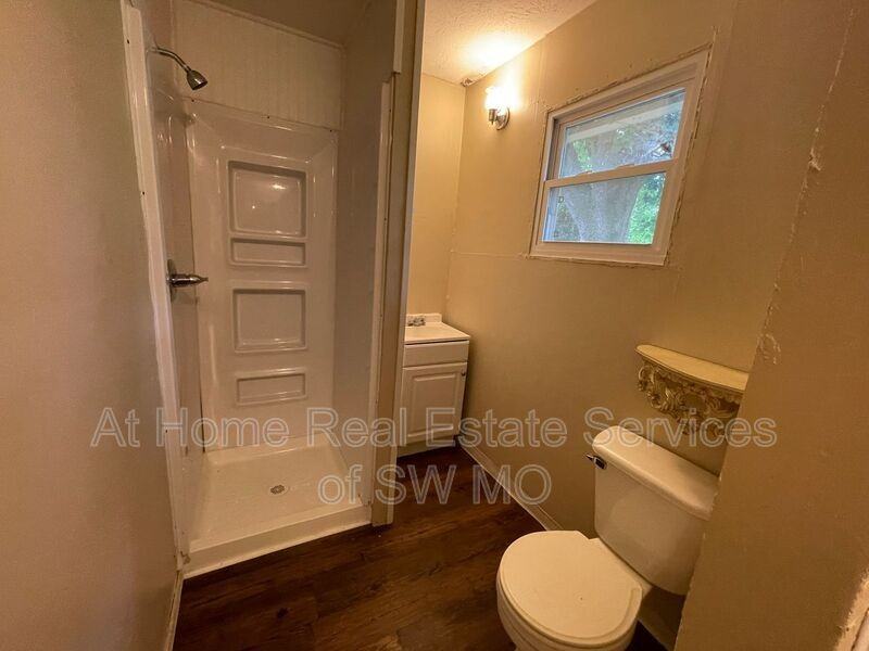 2639 W Truman St - Photo 6 of 11