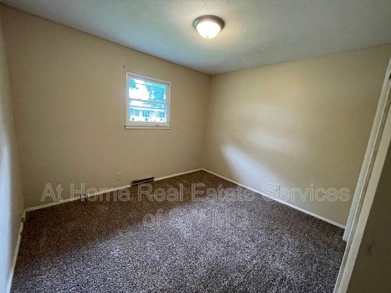 2639 W Truman St - Photo 7 of 11