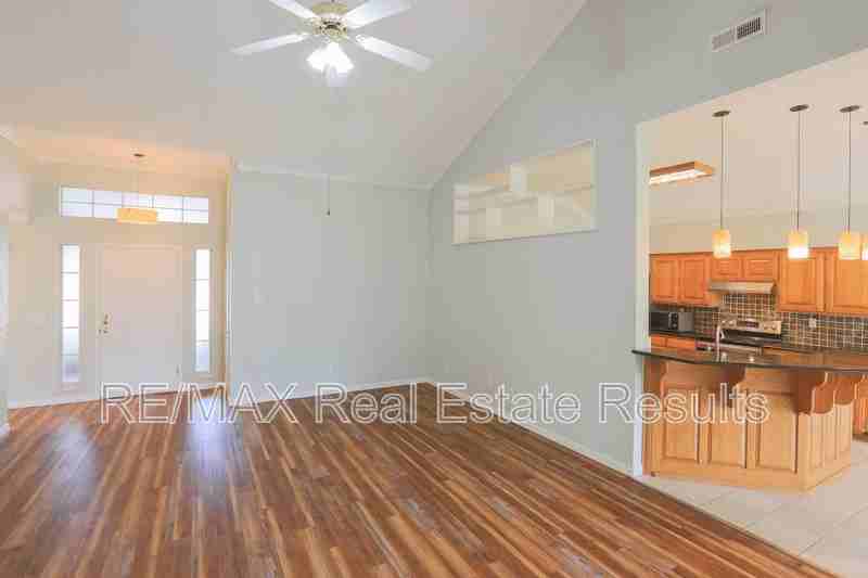 407 N 40th St - Photo 7 of 47