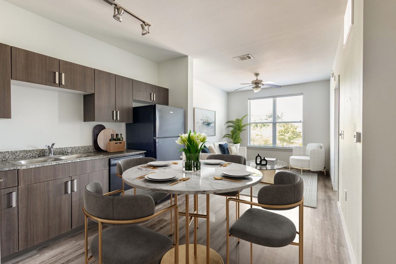 Hawks Landing Apartments - Photo 5 of 85
