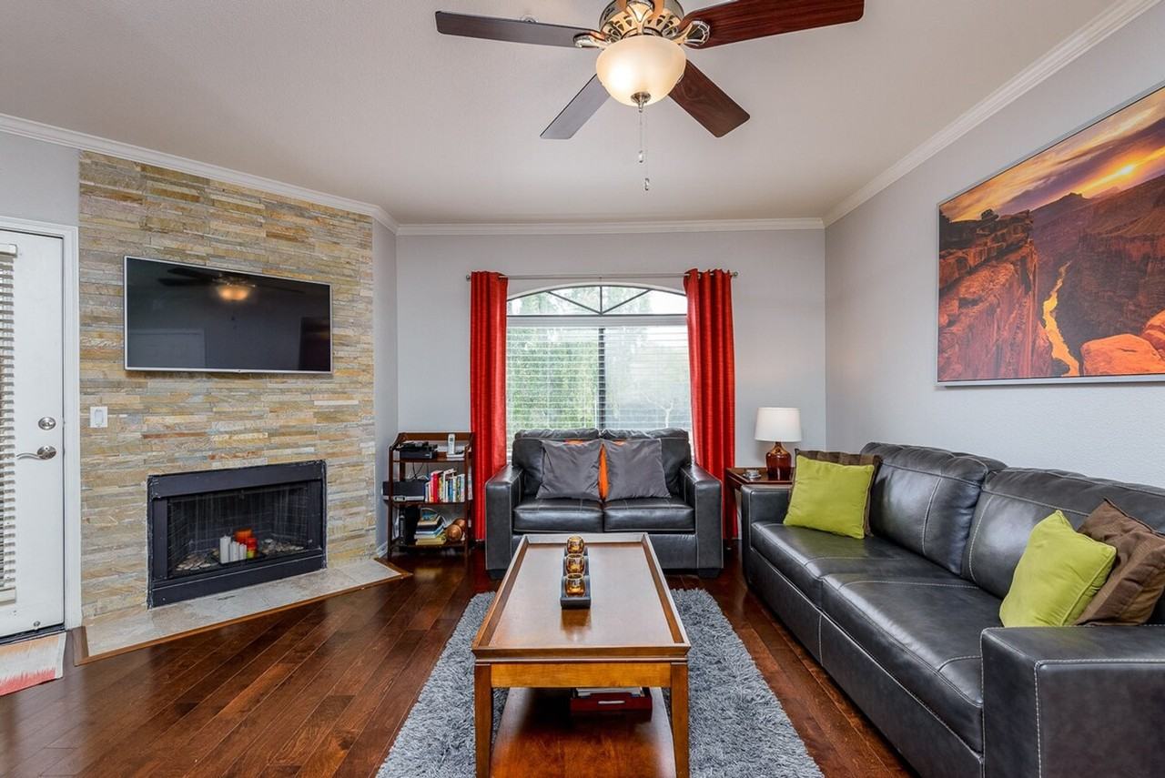 15095 N Thompson Peak Pkwy #1255473P - Photo 2 of 26
