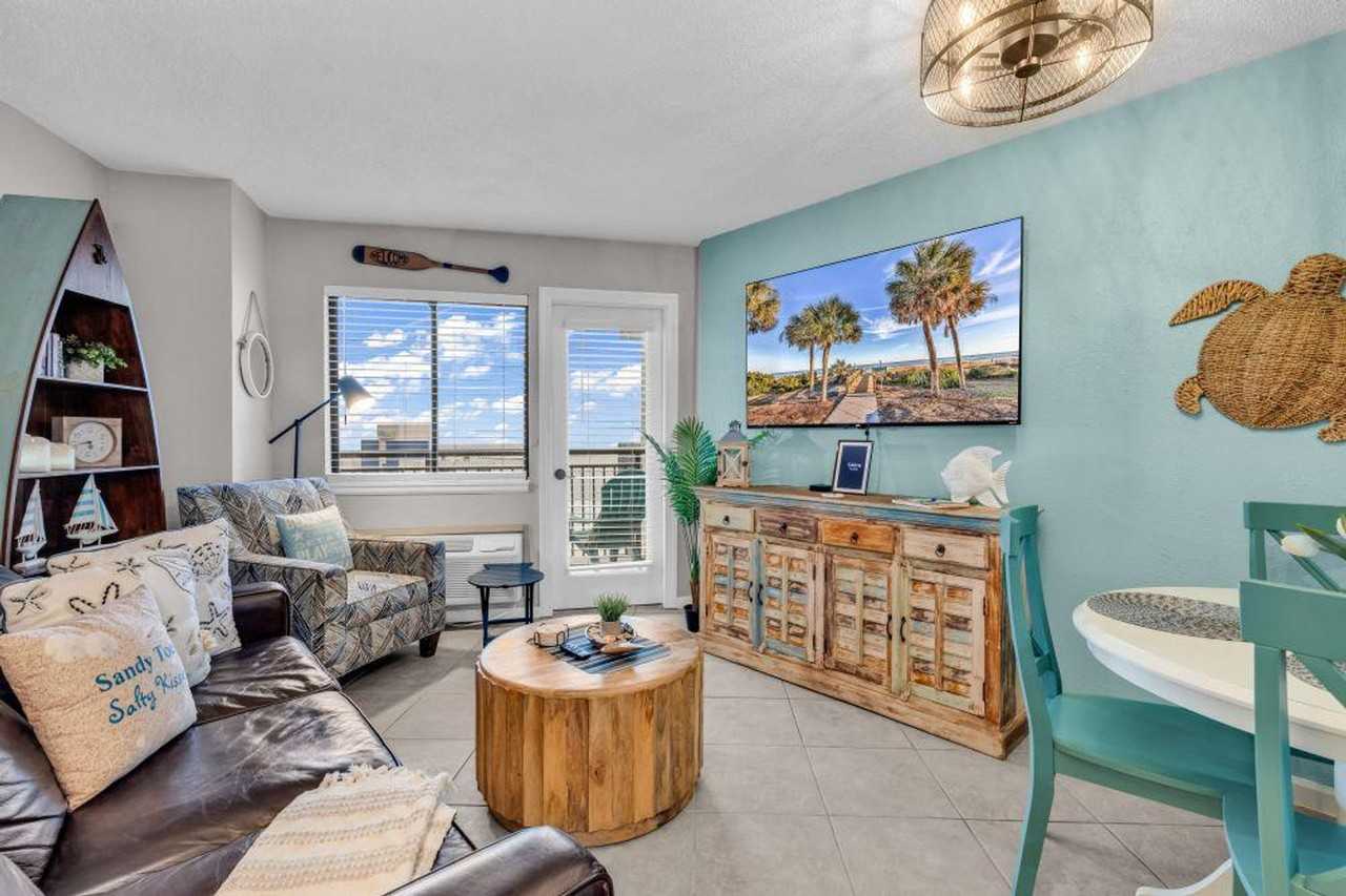 2001 South Ocean Boulevard - Photo 3 of 30