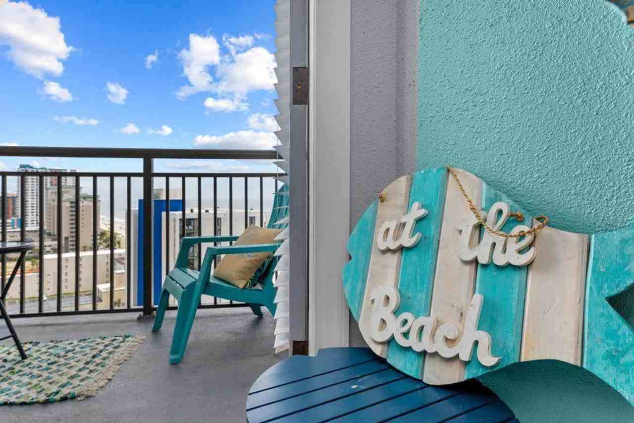 2001 South Ocean Boulevard - Photo 6 of 30