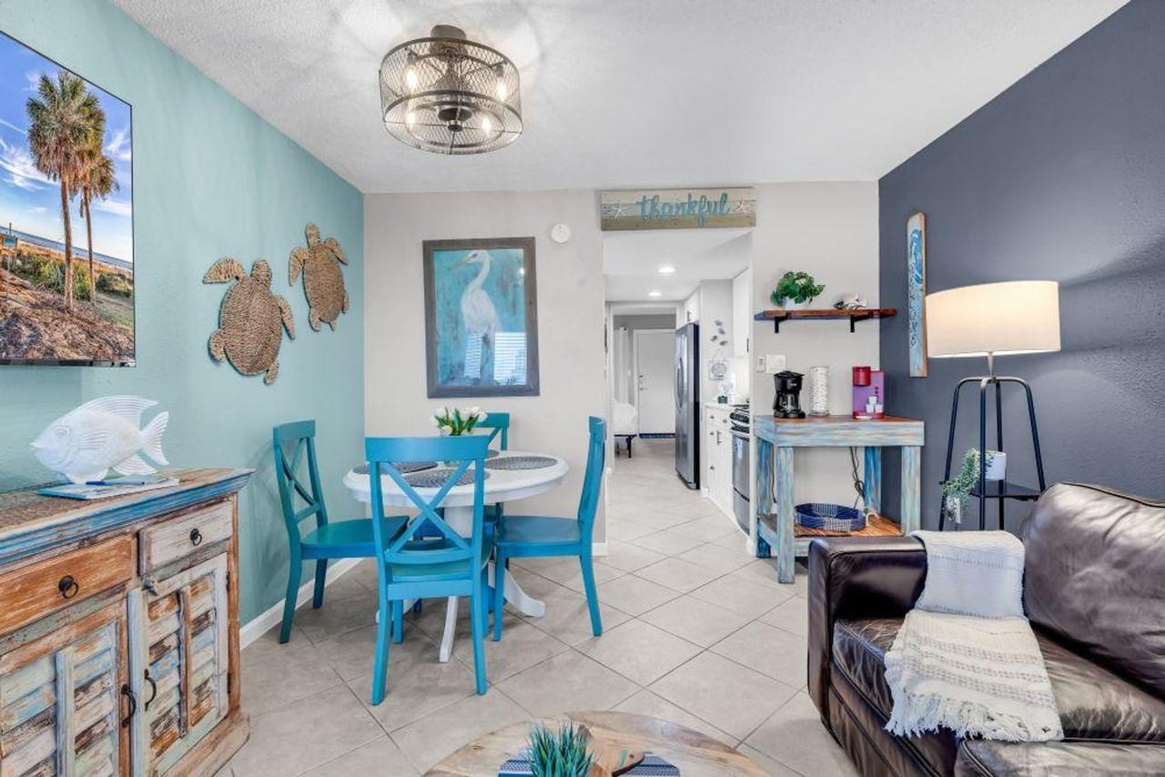 2001 South Ocean Boulevard - Photo 7 of 30