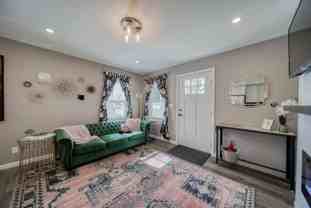 1402 Iowa St - Photo 1 of 1