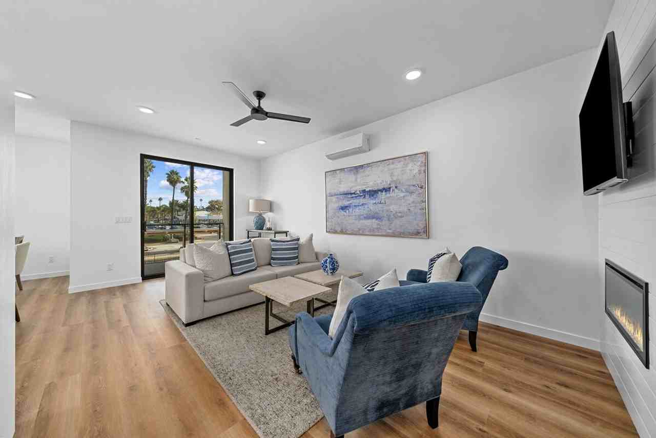 148 S Myers St #1292601P - Photo 3 of 22