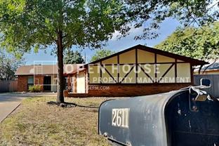 2611 Valley View Dr - Photo 1 of 1