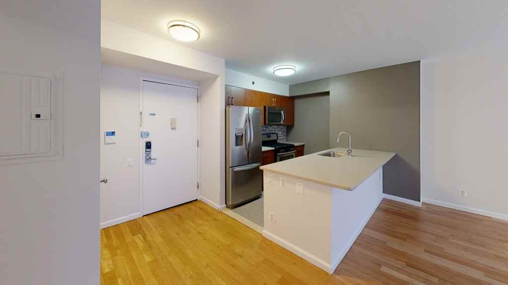 Chelsea Piers #401 - Photo 4 of 5