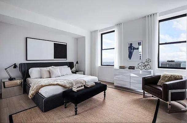 Pine St #5005 - Photo 3 of 20