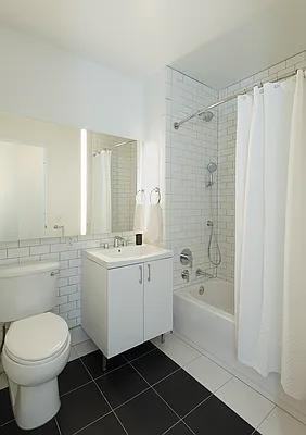 Pine St #824 - Photo 3 of 20