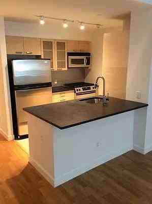 Leonard St #205 - Photo 7 of 20