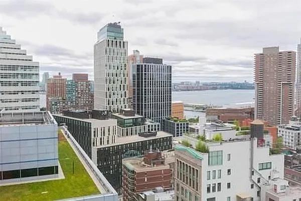 Park Pl #9D - Photo 3 of 20