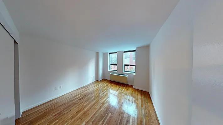 Reade St #2B - Photo 3 of 11