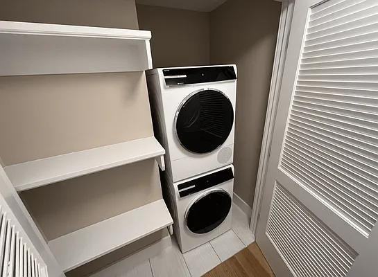 Greenwich St #3104B - Photo 4 of 9