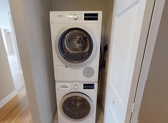 Greenwich St #3102C - Photo 4 of 13