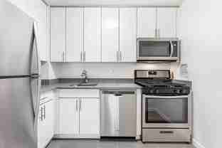 S End Ave #8B - Photo 1 of 1