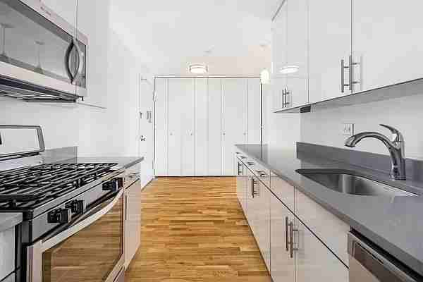 S End Ave #24L - Photo 2 of 20