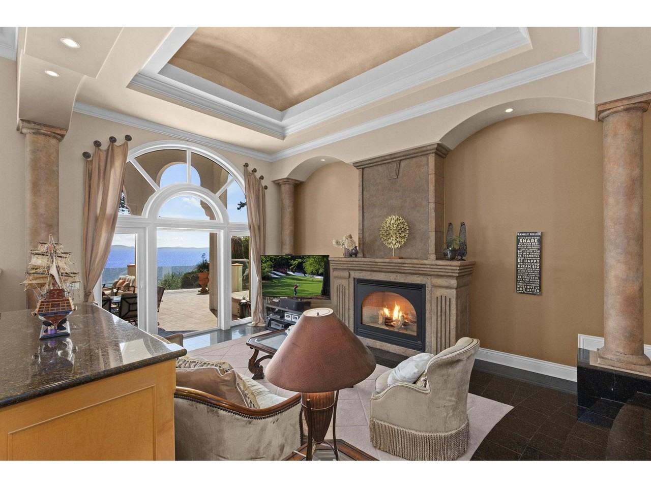 13464 13A Avenue - Photo 7 of 40