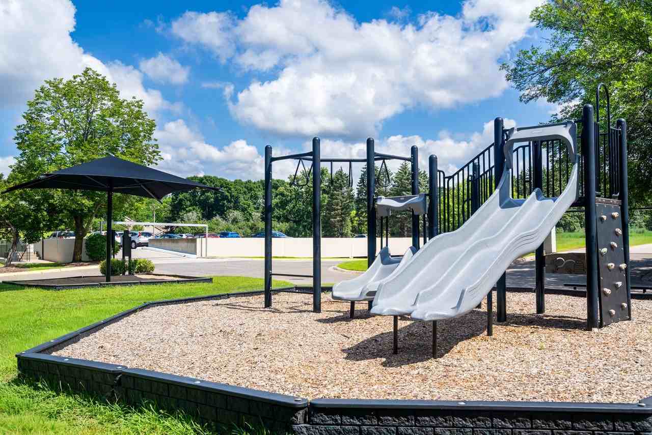 Shadow Green Apartments - Photo 6 of 50