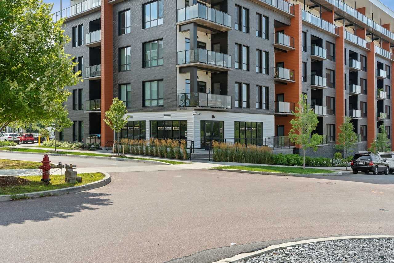 One25 - Photo 3 of 50