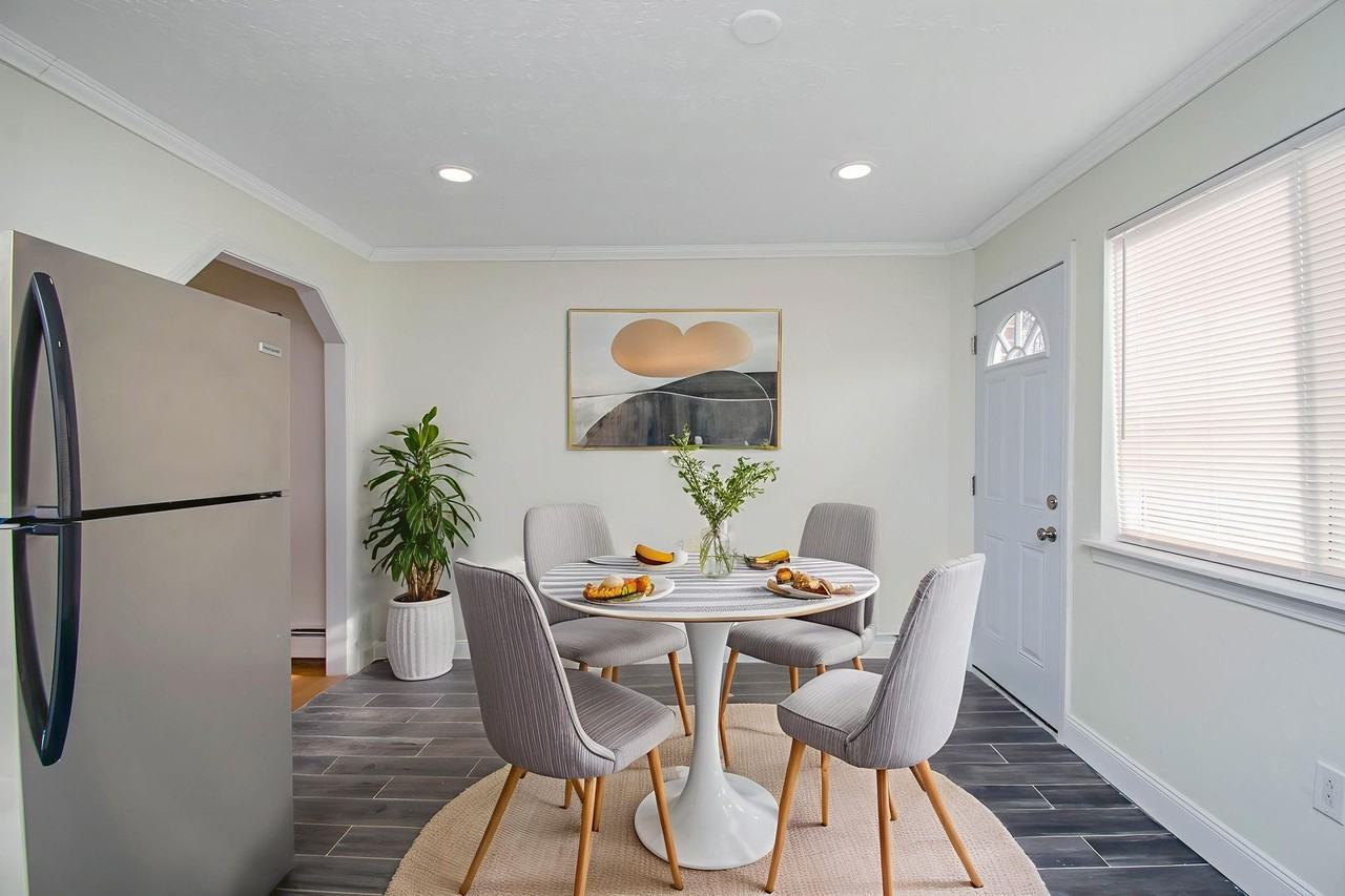 Colchester Estates - Photo 7 of 18