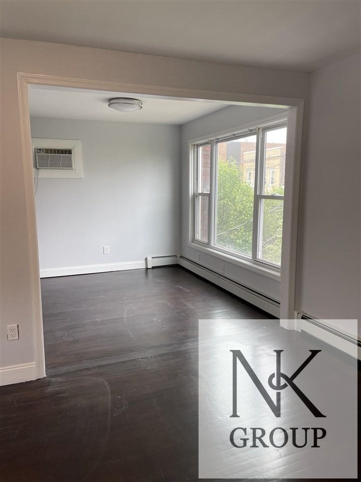 1002 New York Avenue #3 - Photo 2 of 10