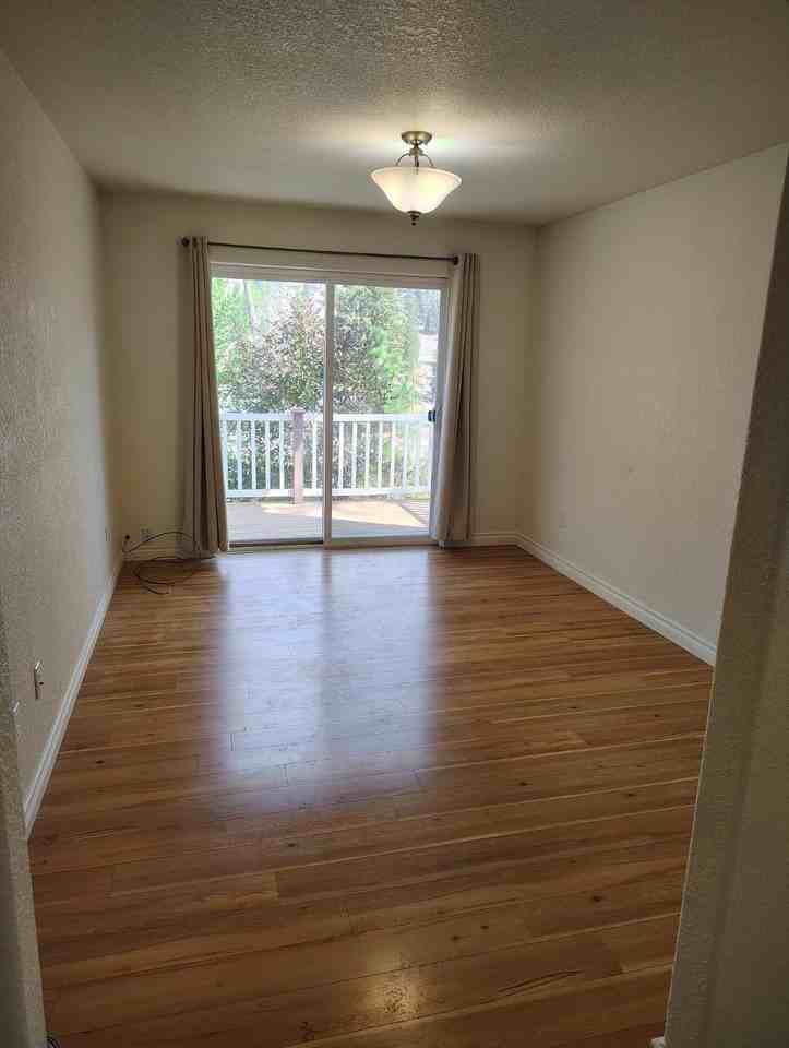 1208 4th Ave E #C - Photo 7 of 23