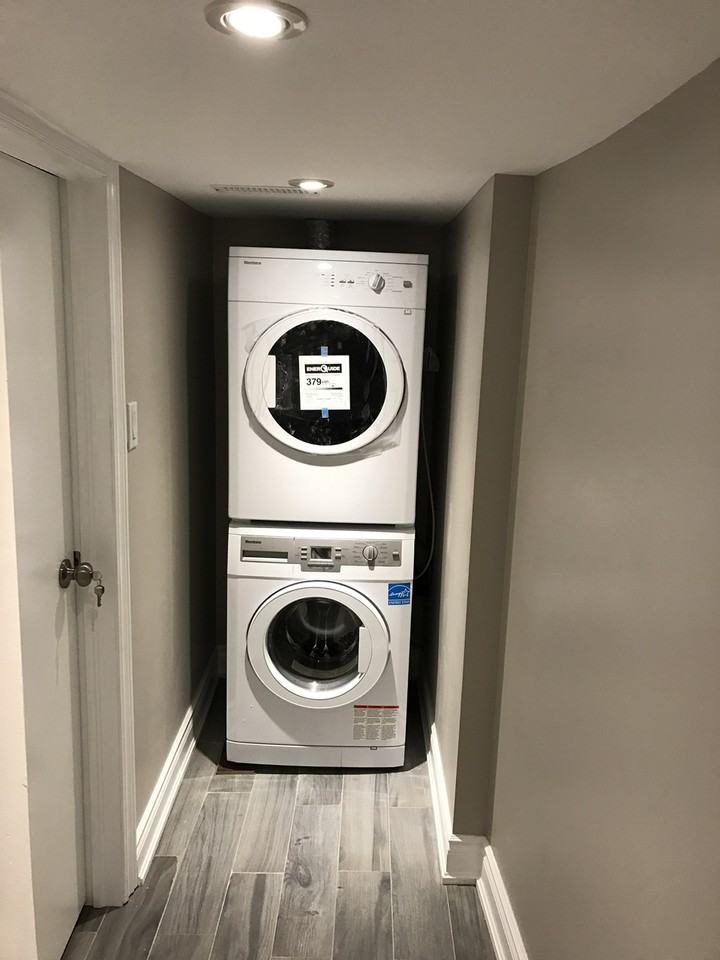 989 Dufferin St - Photo 7 of 10