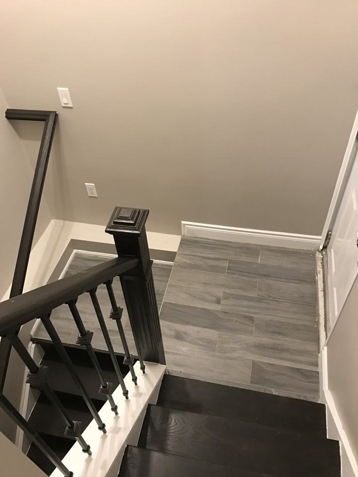 989 Dufferin St - Photo 5 of 10