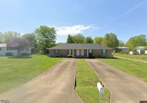 912 Willow Dr - Photo 1 of 1