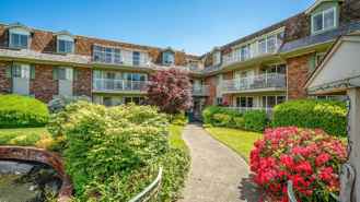 Fraser Tolmie Apartments - Photo 1 of 1