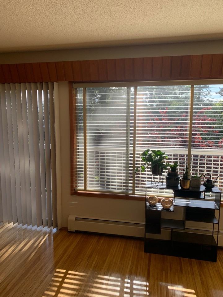 205 Birchwood - Photo 2 of 7