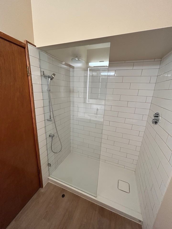 205 Birchwood - Photo 3 of 7