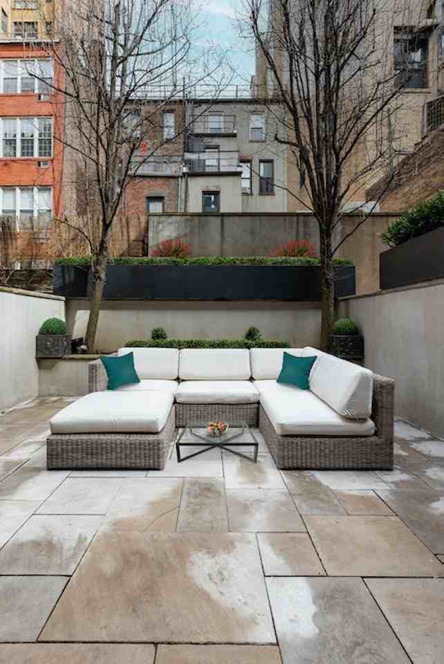 245 W 71st St - Photo 3 of 8