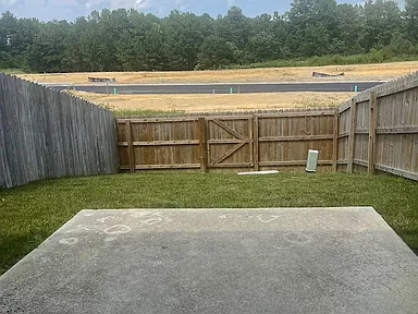 4214 Rosedown Pl - Photo 2 of 7