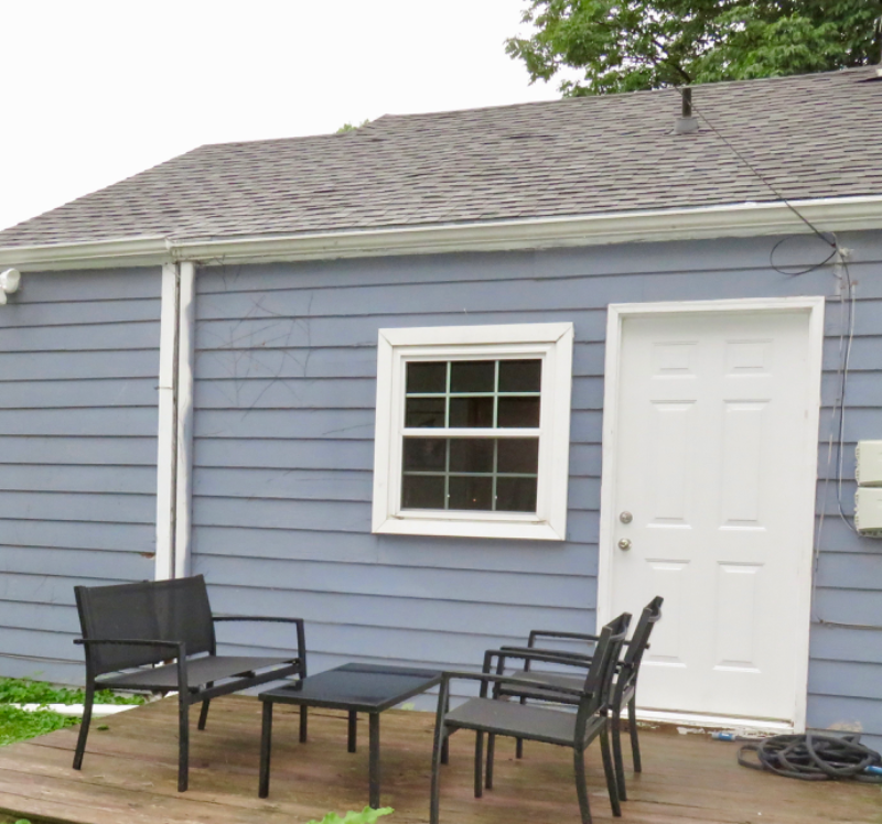 6772 Lafayette Avenue - Photo 3 of 20