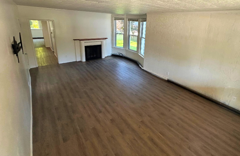 404 Maple Street #1 - Photo 4 of 7