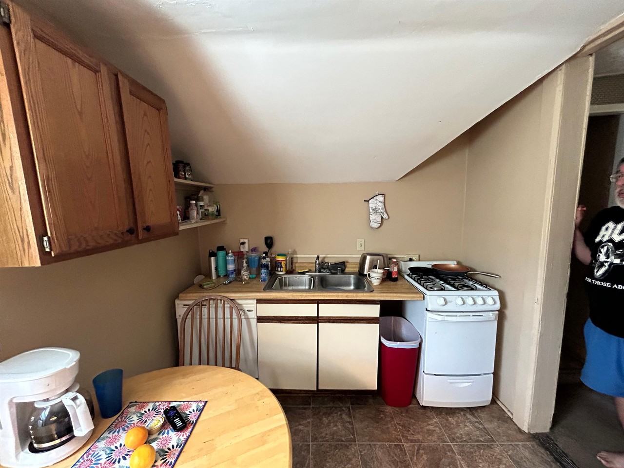 114 S Blair St #3 - Photo 3 of 10