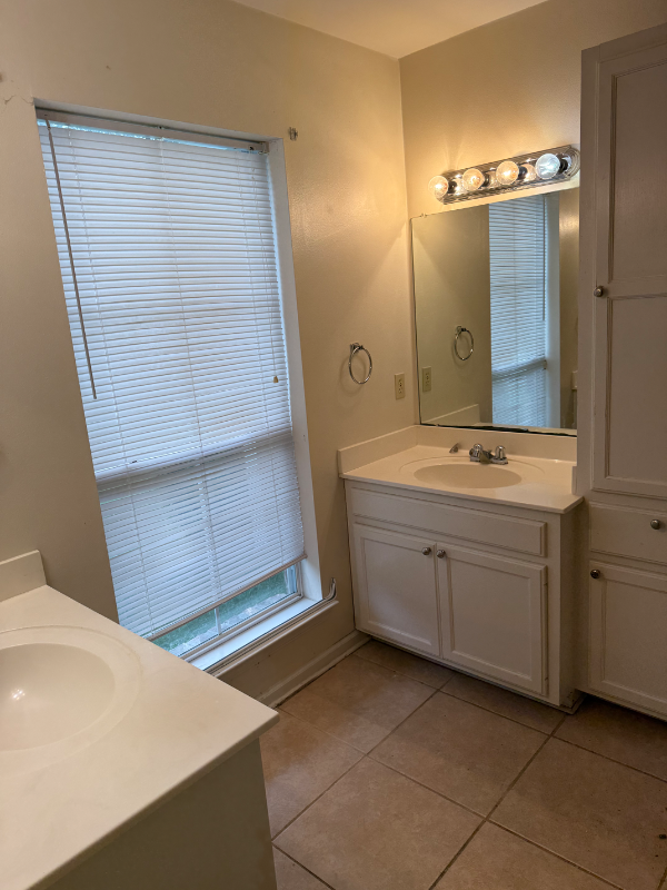 5203 Byfaul Ave - Photo 3 of 6