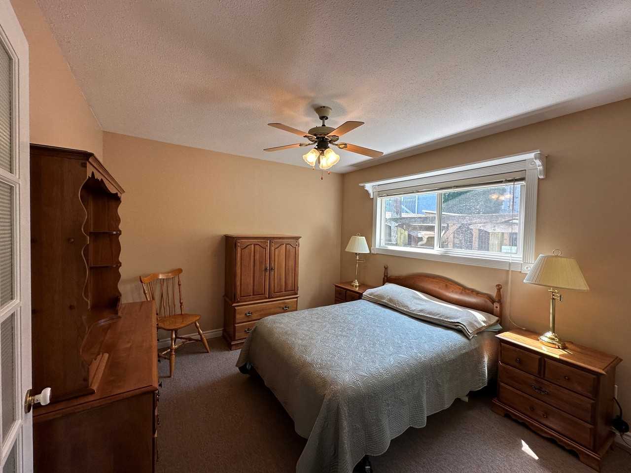 9676 Sidney Street - Photo 3 of 16