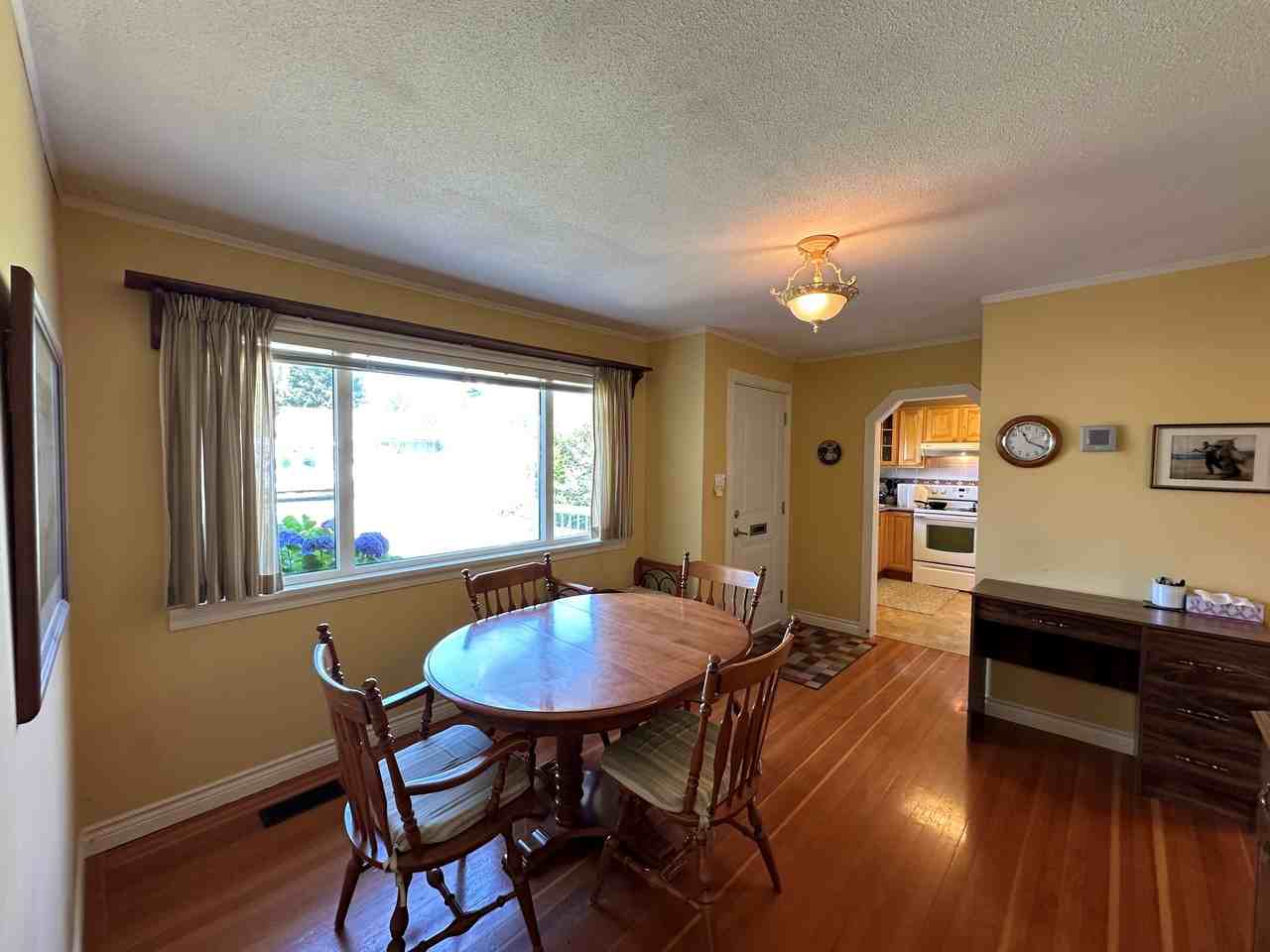 9676 Sidney Street - Photo 4 of 16